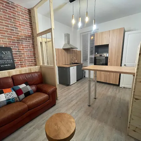 Logement Entier: Appartement Avec Terrasse Quartier De La Gare Amboise Exterior photo