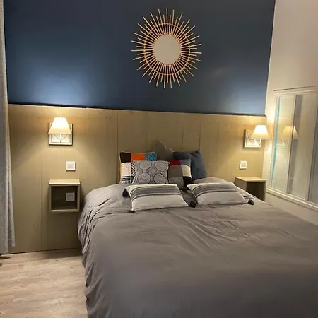 Logement Entier: Appartement Avec Terrasse Quartier De La Gare Amboise Exterior photo